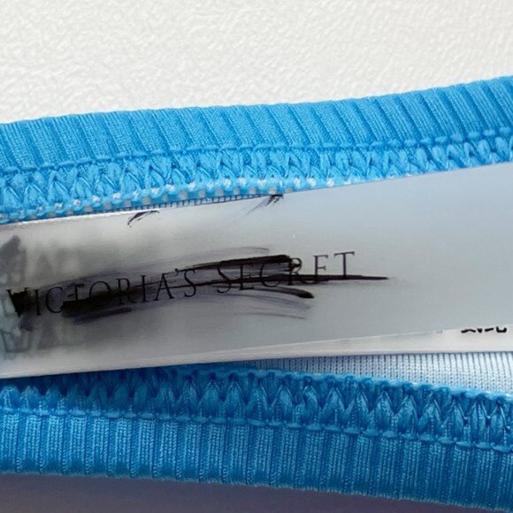 NWOT Victoria's Secret Swim Top 38C Bombshell Adds 2 Cup Sizes Blue Ribbed - Picture 6 of 8